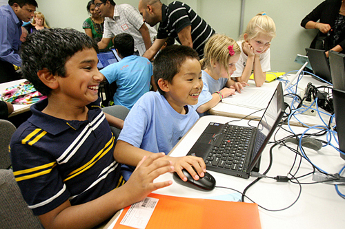 Khoa học máy tính - cơ hội đổi đời cho trẻ em nghèo tại Mỹ