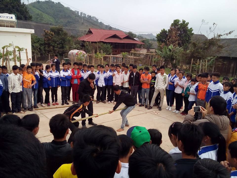 Các hoạt động của thầy và trò trường THPT Nậm Pồ mừng Đảng mừng xuân Đinh Dậu
