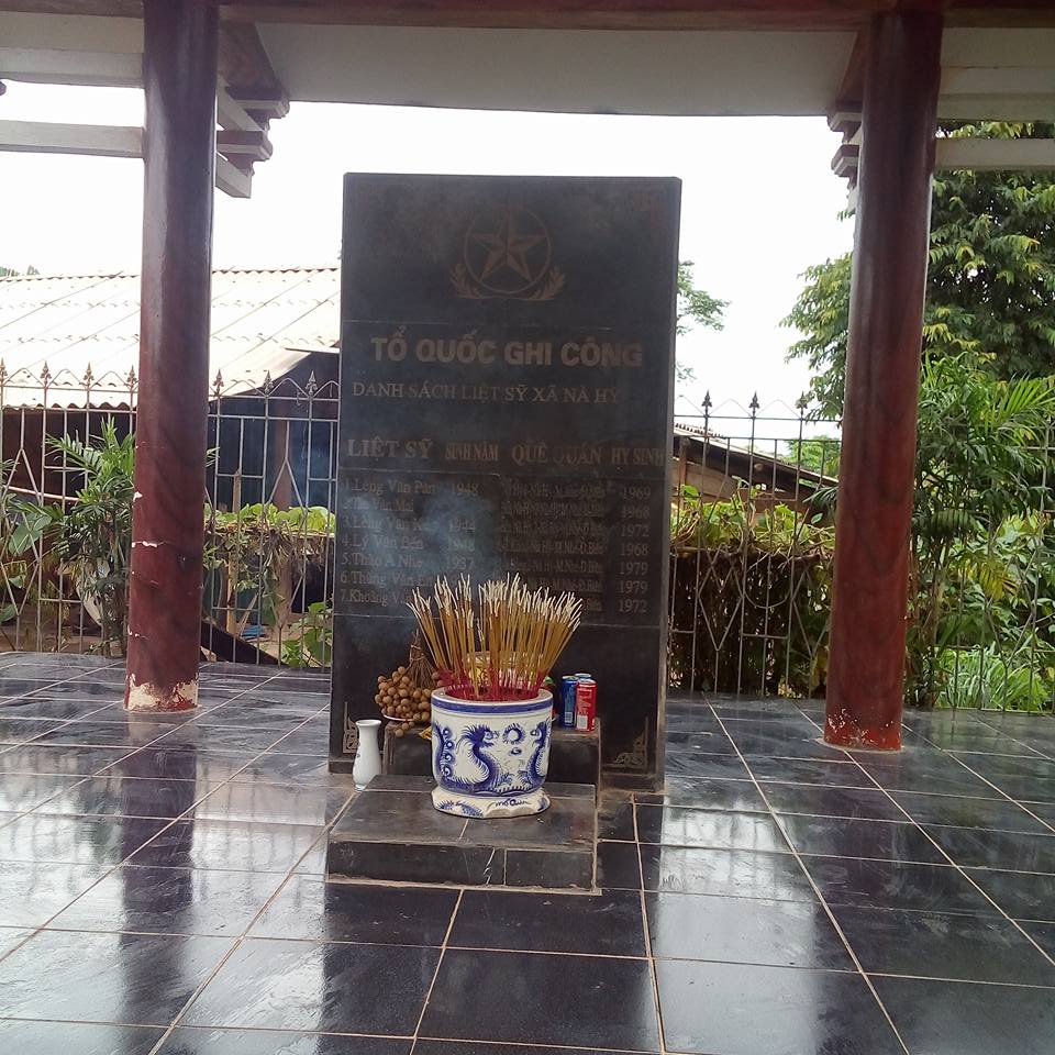Hoạt động hưởng ứng ngày thương binh, liệt sĩ 27-7-2017 của thầy và trò trường THPT Nậm Pồ