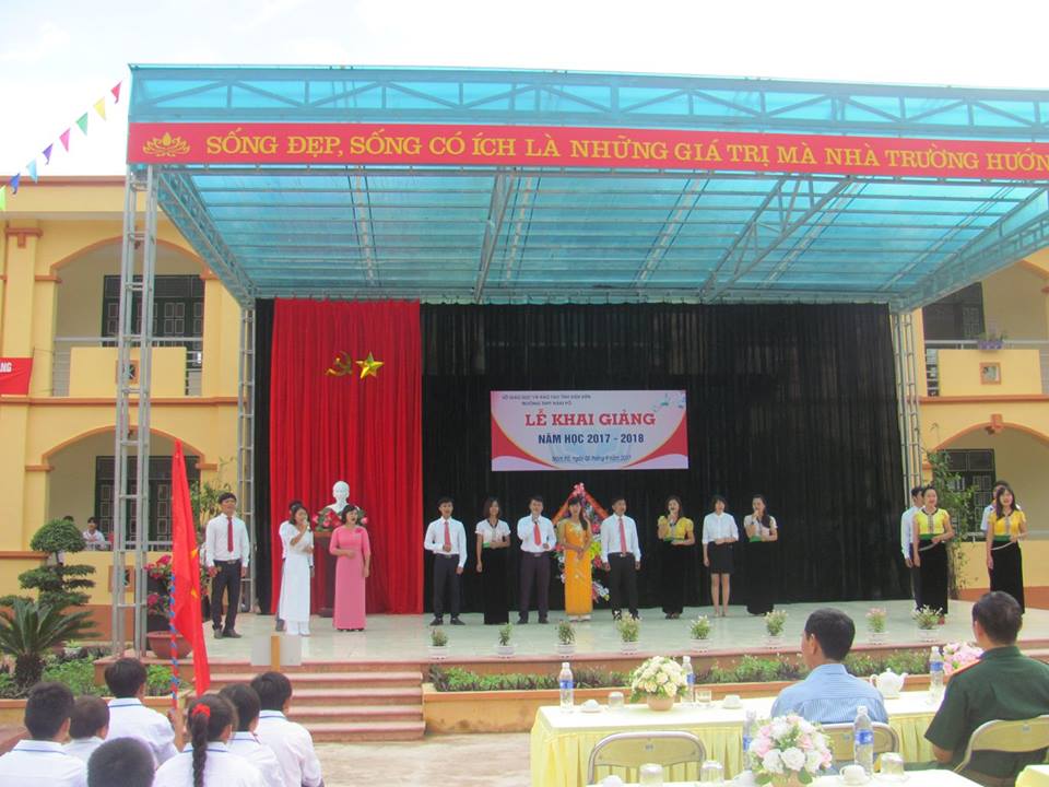 Trường THPT Nậm Pồ long trọng tổ chức lễ khai giảng năm học mới.