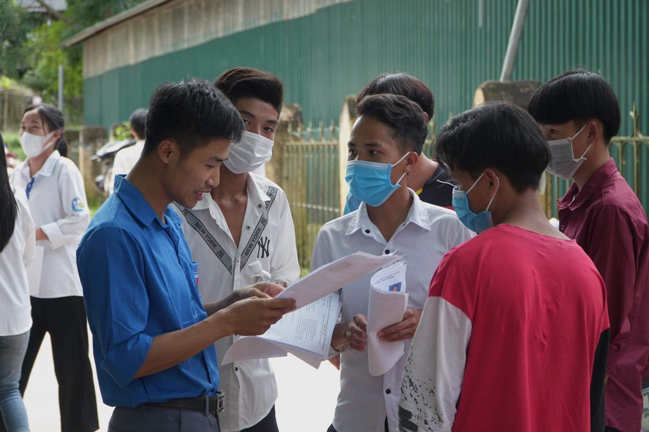 z3649450182931 d38ad42cb486a0c15e7c470831cc25e5