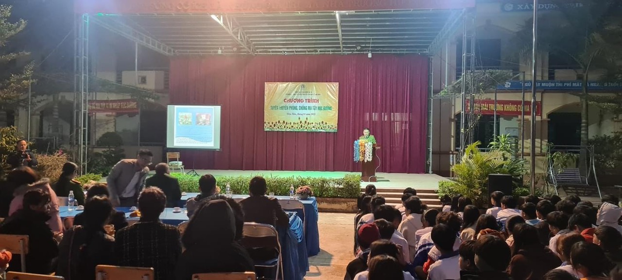 z4044372032048 ae979eb805b59bc8f60a433f64ba3bfa