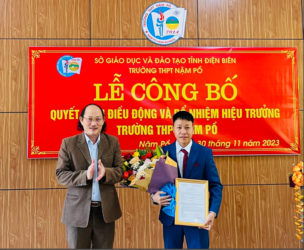 TRƯỜNG THPT NẬM PỒ LONG TRỌNG TỔ CHỨC LỄ CÔNG BỐ   QUYẾT ĐỊNH ĐIỀU ĐỘNG VÀ BỔ NHIỆM HIỆU TRƯỞNG MỚI