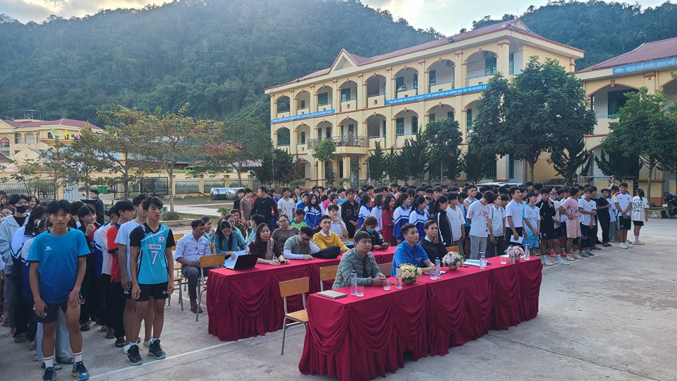 ĐOÀN TRƯỜNG THPT NẬM PỒ KHAI MẠC GIẢI THỂ DỤC THỂ THAO CHÀO XUÂN ẤT TỴ 2025